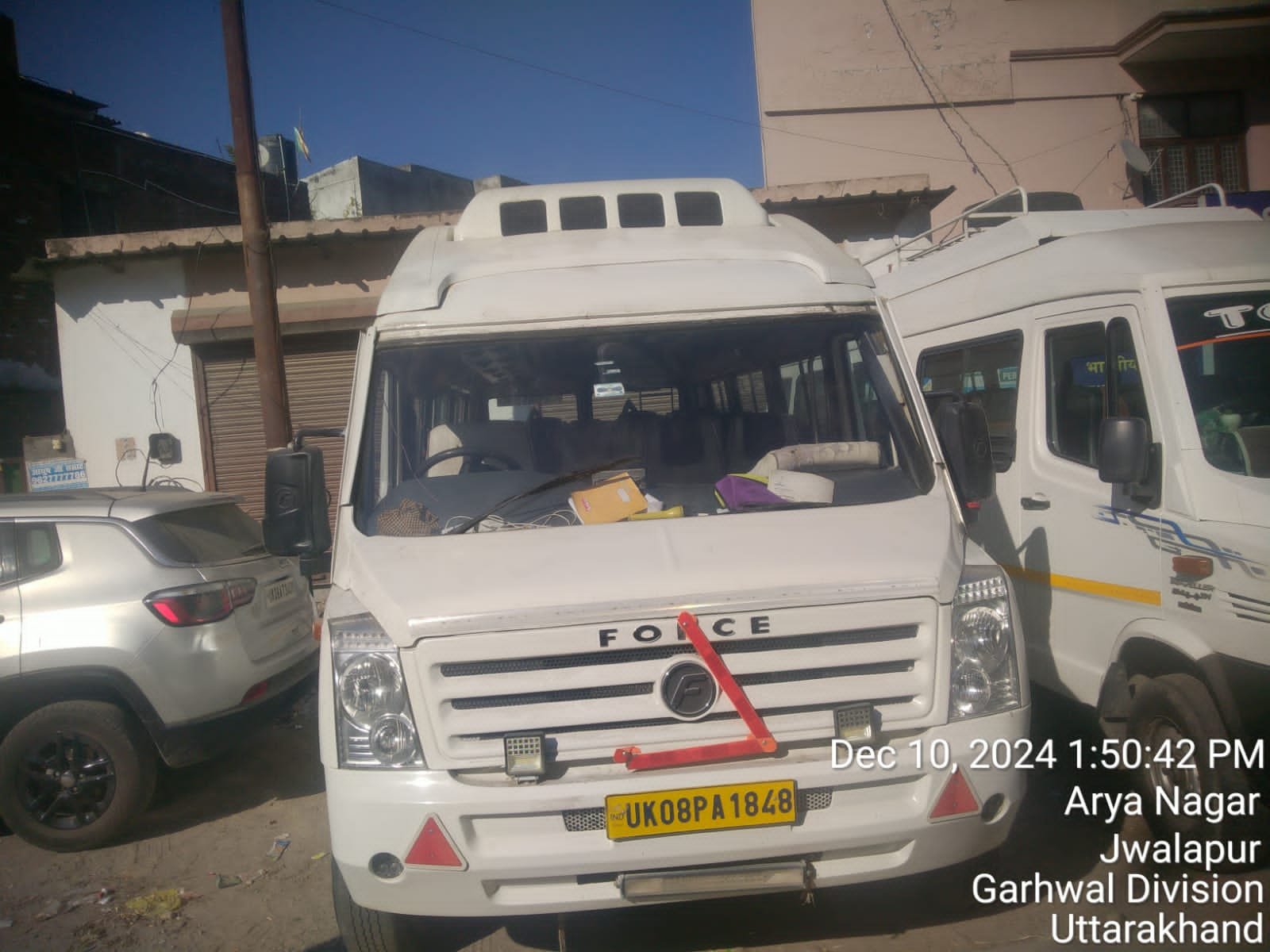 Mini Bus 26-27 seater AC pushback