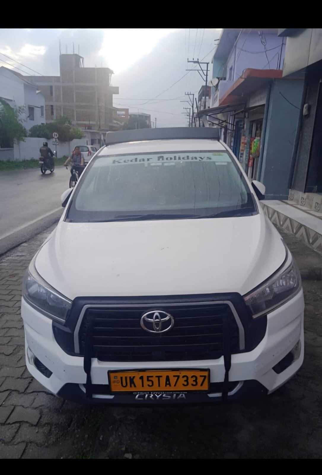 Toyota Innova Crysta — Kedar Holidays fleet